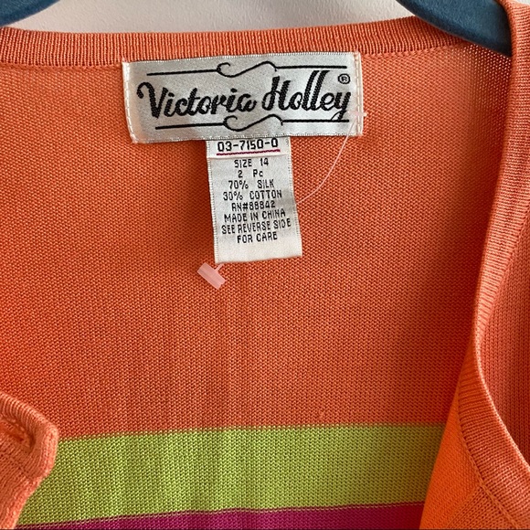 Vintage Victoria Holley Cardigan - Picture 6 of 10
